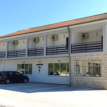 Rooms & Pansion Odmor Рованьска Экстерьер фото